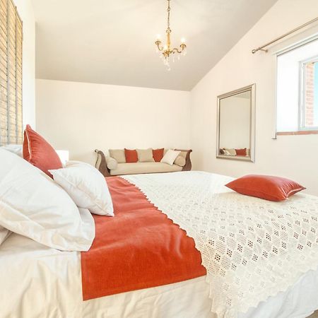 Escons Domaine De Charme Hotel Saint-Sulpice-sur-Leze ภายนอก รูปภาพ
