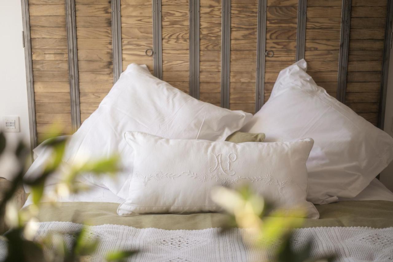 Escons Domaine De Charme Hotel Saint-Sulpice-sur-Leze ภายนอก รูปภาพ