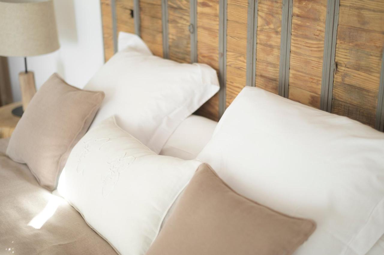 Escons Domaine De Charme Hotel Saint-Sulpice-sur-Leze ภายนอก รูปภาพ