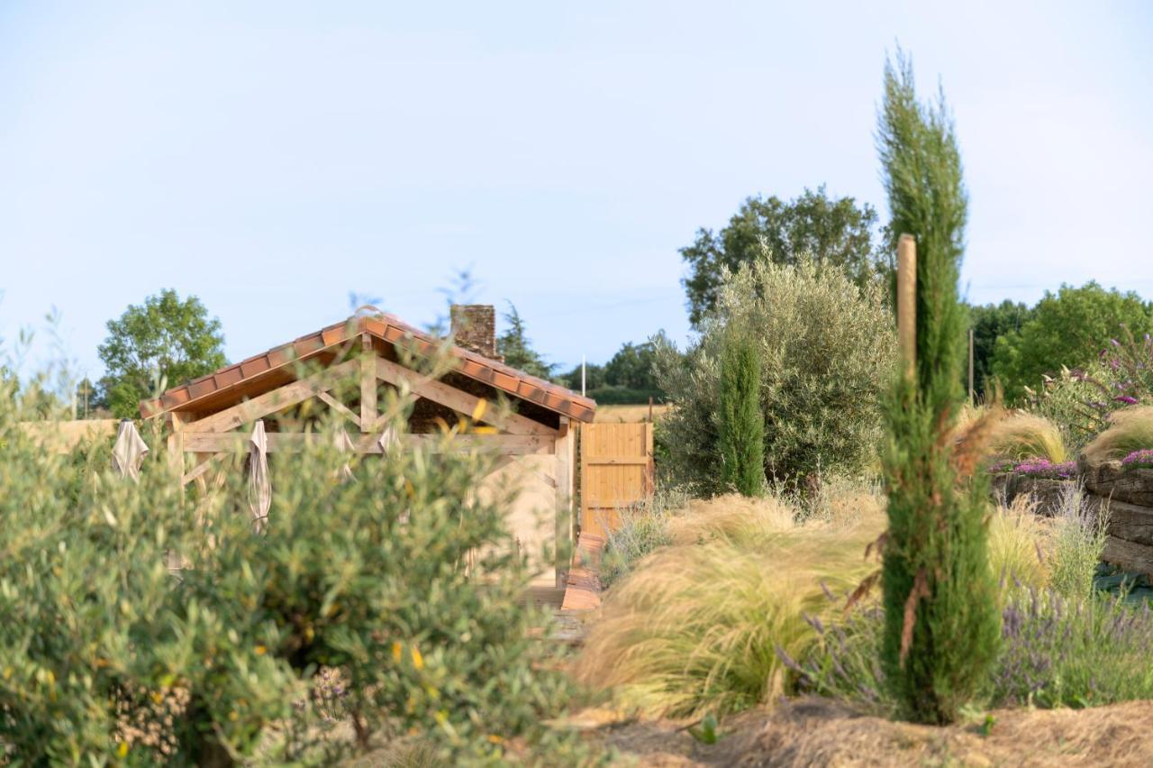 Escons Domaine De Charme Hotel Saint-Sulpice-sur-Leze ภายนอก รูปภาพ