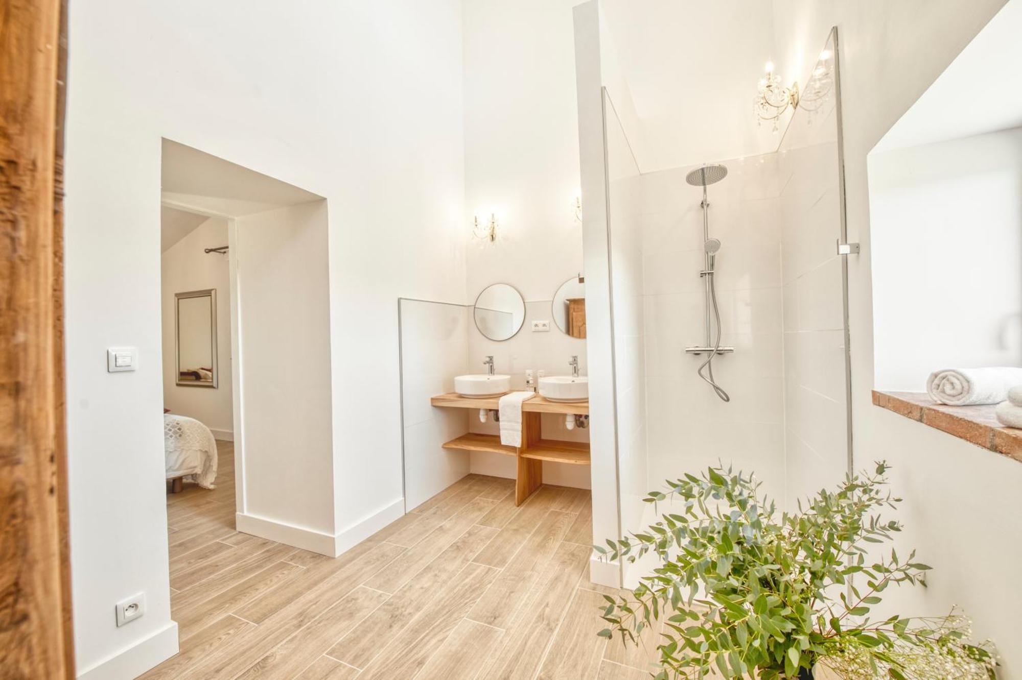 Escons Domaine De Charme Hotel Saint-Sulpice-sur-Leze ภายนอก รูปภาพ